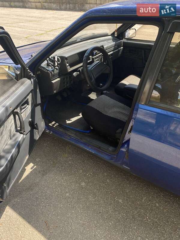 Седан ВАЗ / Lada 21099 2001 в Запорожье фото 6 Седан ВАЗ / Lada 21099 2001 в Запорожье
