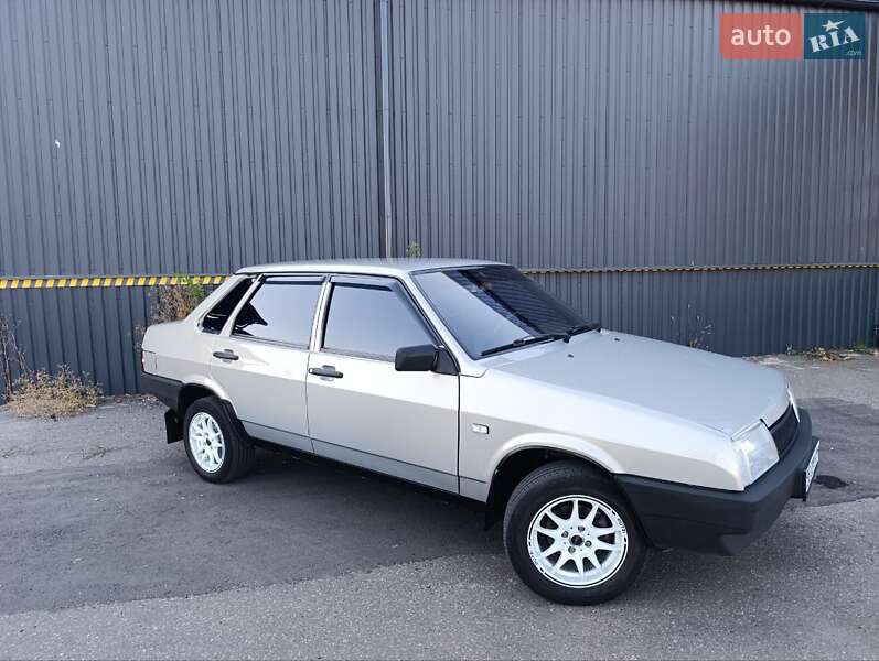 Седан ВАЗ / Lada 21099 2008 в Миколаєві