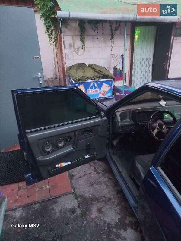 Седан ВАЗ / Lada 21099 1995 в Днепре