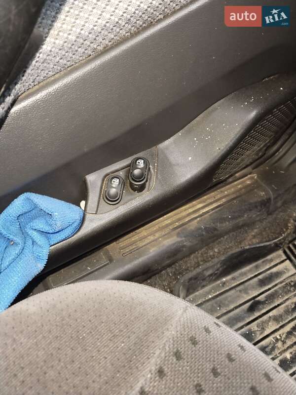 Седан ВАЗ / Lada 21099 2007 в Косові