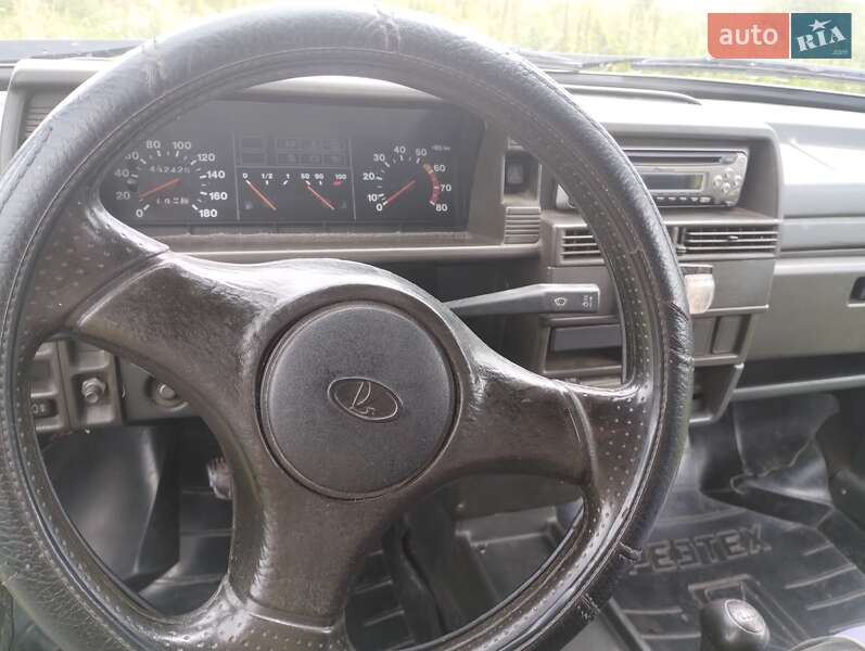 Седан ВАЗ / Lada 21099 1999 в Буске