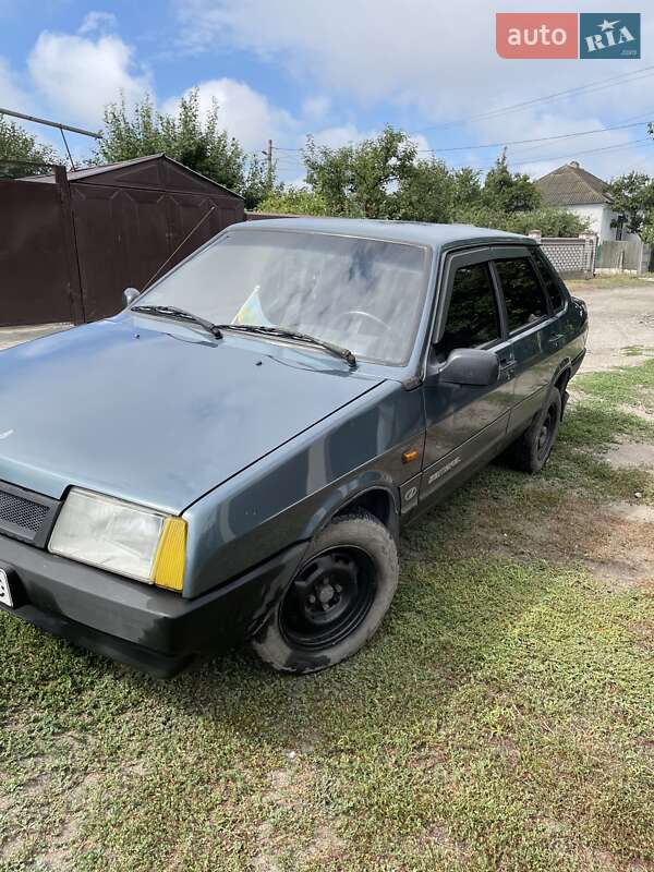 Седан ВАЗ / Lada 21099 2001 в Днепре фото 2 Седан ВАЗ / Lada 21099 2001 в Днепре