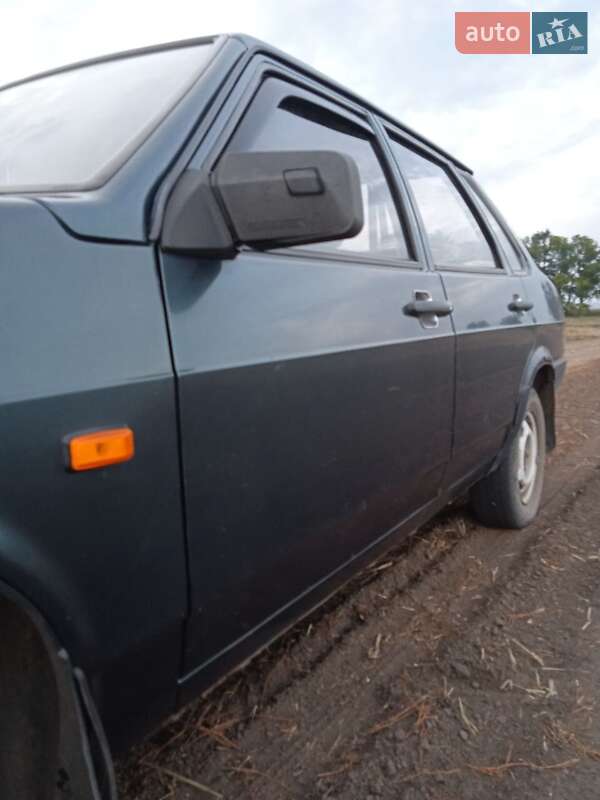 Седан ВАЗ / Lada 21099 2005 в Недригайлове