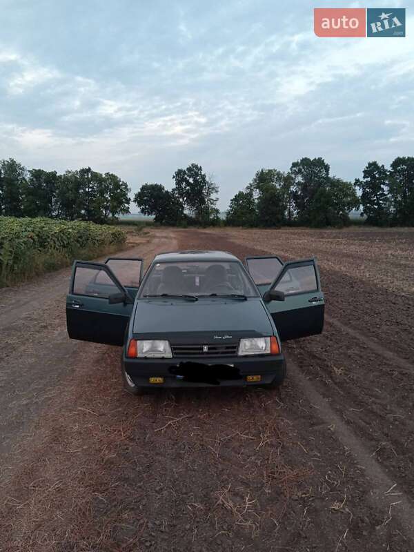 Седан ВАЗ / Lada 21099 2005 в Недригайлове