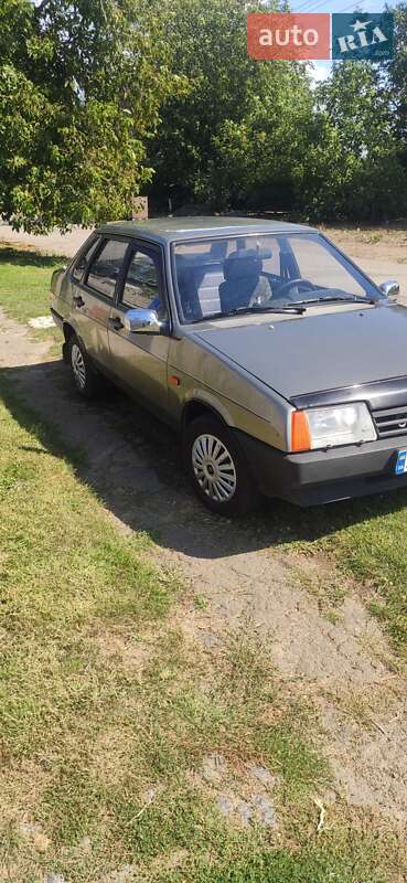 Седан ВАЗ / Lada 21099 2000 в Гайсине фото 4 Седан ВАЗ / Lada 21099 2000 в Гайсине