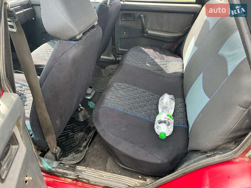 Хэтчбек ВАЗ / Lada 21099 1994 в Вараше