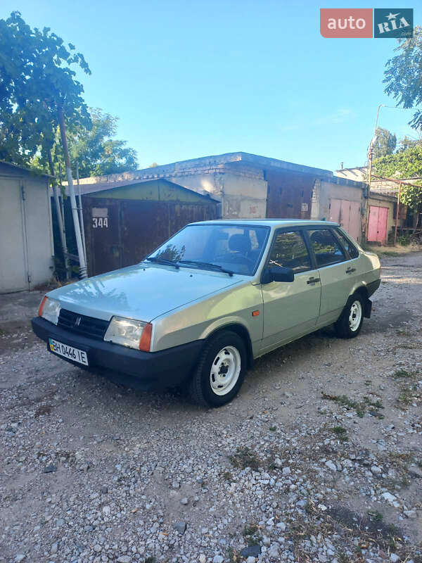 ВАЗ / Lada 21099 2000