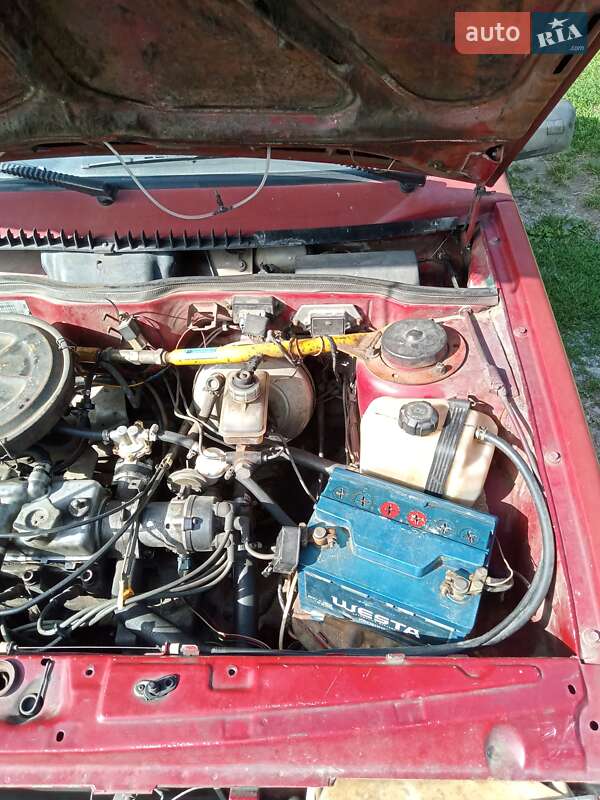 Седан ВАЗ / Lada 21099 1998 в Винниках
