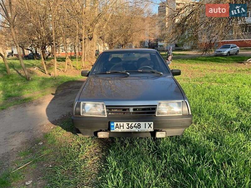 Седан ВАЗ / Lada 21099 2002 в Краматорську