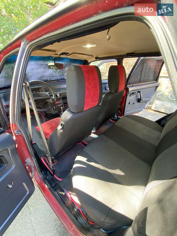 Седан ВАЗ / Lada 21099 1992 в Дніпрі