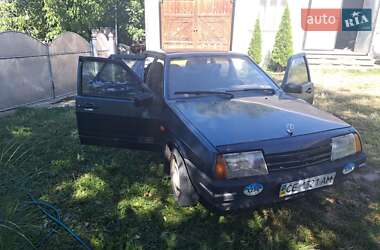 Седан ВАЗ 21099 2005 в Хотине