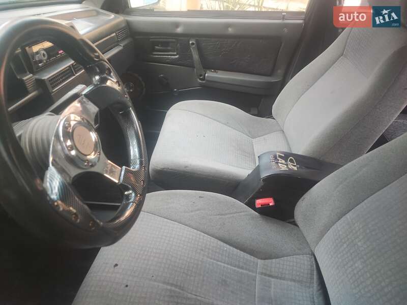 Седан ВАЗ / Lada 21099 1998 в Дніпрі