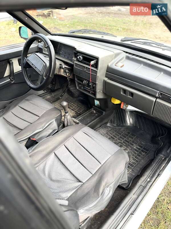 Седан ВАЗ / Lada 21099 2000 в Славянске фото 4 Седан ВАЗ / Lada 21099 2000 в Славянске
