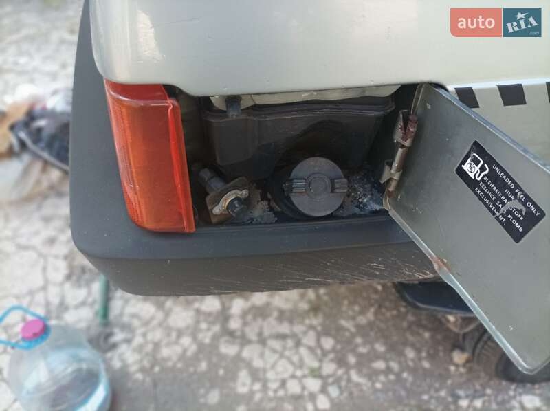 Седан ВАЗ / Lada 21099 1997 в Кривом Роге