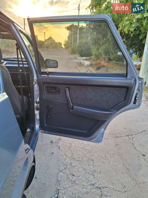 Седан ВАЗ / Lada 21099 2006 в Николаеве