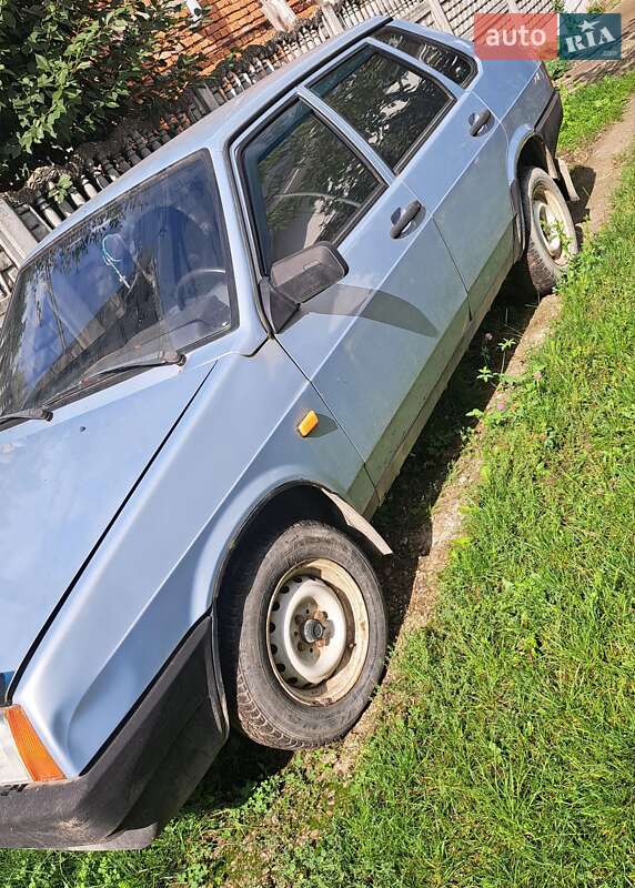 Седан ВАЗ / Lada 21099 2005 в Ивано-Франковске