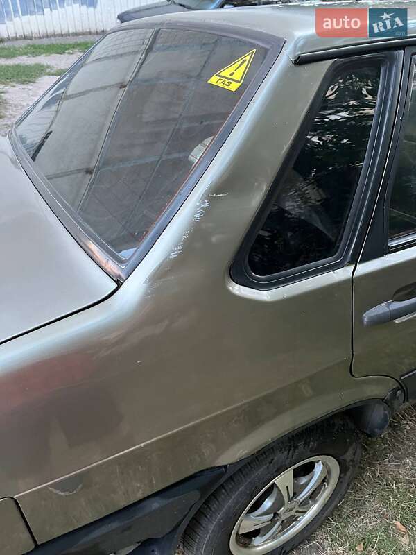 Седан ВАЗ / Lada 21099 2002 в Черкассах фото 5 Седан ВАЗ / Lada 21099 2002 в Черкассах