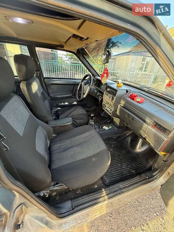 Седан ВАЗ / Lada 21099 1993 в Апостолово