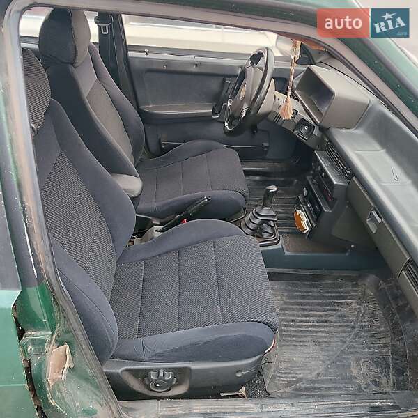 Седан ВАЗ / Lada 21099 1997 в Запорожье