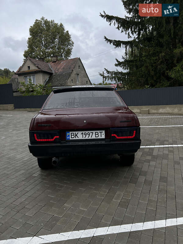 Седан ВАЗ / Lada 21099 2006 в Кременце
