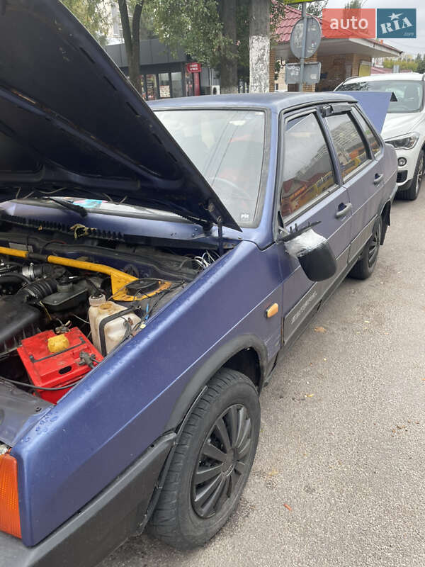 Седан ВАЗ / Lada 21099 1997 в Вышгороде
