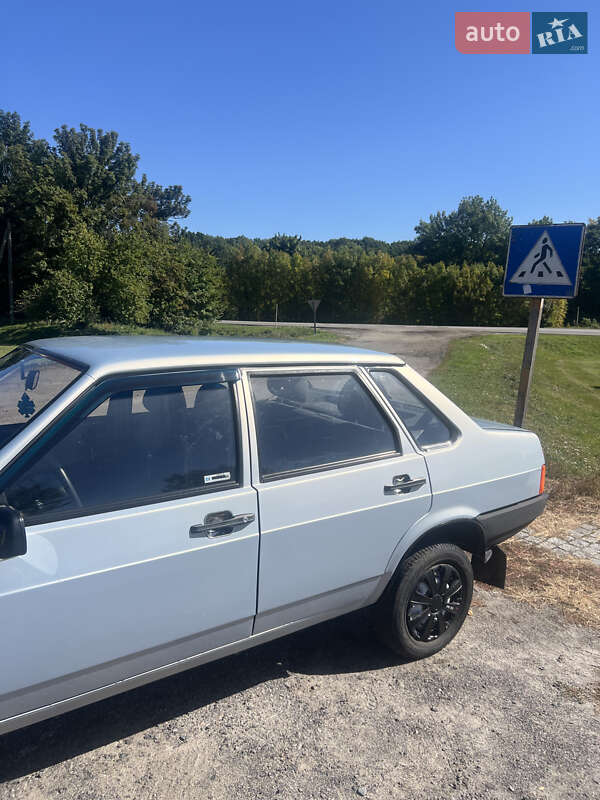 Седан ВАЗ / Lada 21099 2004 в Диканьке фото 4 Седан ВАЗ / Lada 21099 2004 в Диканьке