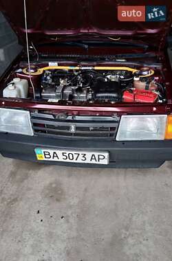 Седан ВАЗ 21099 2009 в  фото 16 Седан ВАЗ 21099 2009 в