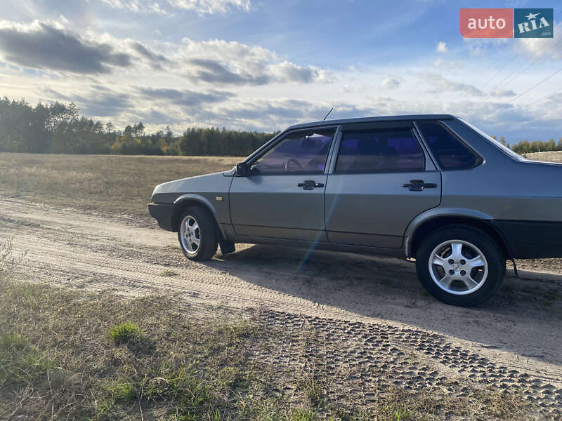 Седан ВАЗ / Lada 21099 2000 в Бородянці