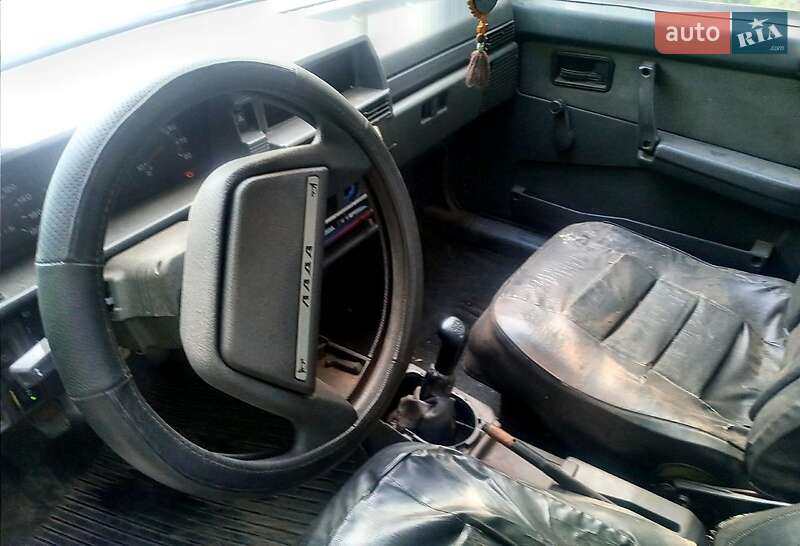 Седан ВАЗ / Lada 21099 2004 в Черкасах фото 4 Седан ВАЗ / Lada 21099 2004 в Черкасах