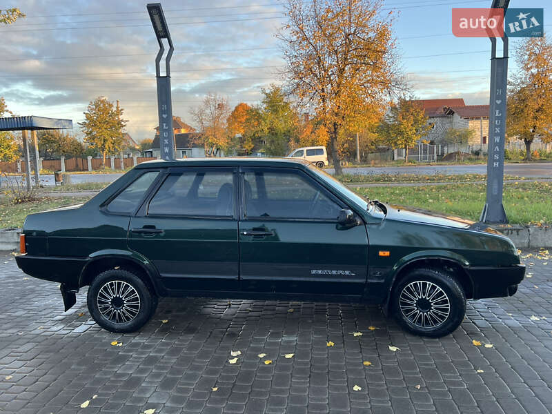 Седан ВАЗ / Lada 21099 2002 в Коростені фото 4 Седан ВАЗ / Lada 21099 2002 в Коростені
