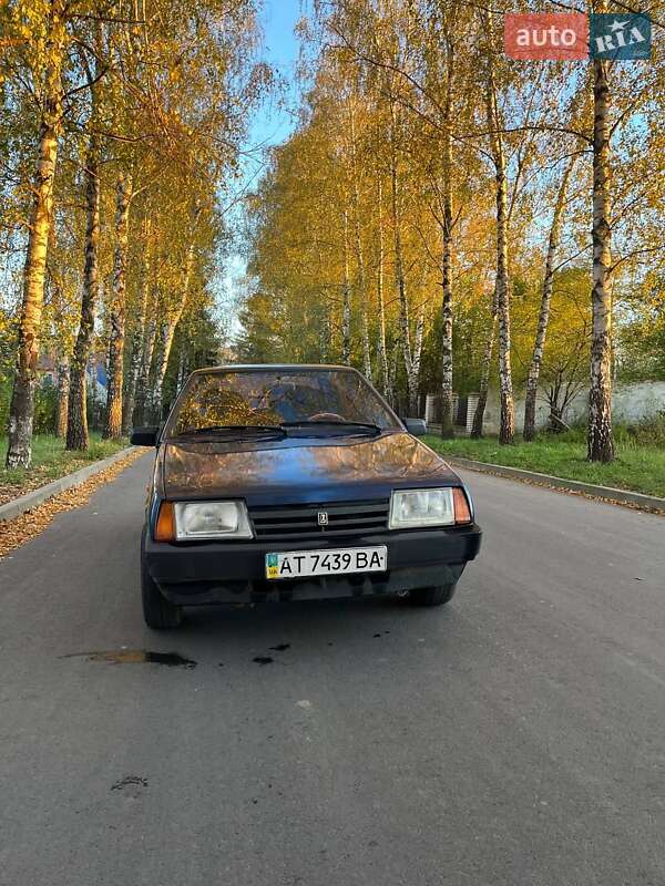 Седан ВАЗ / Lada 21099 2005 в Чернівцях