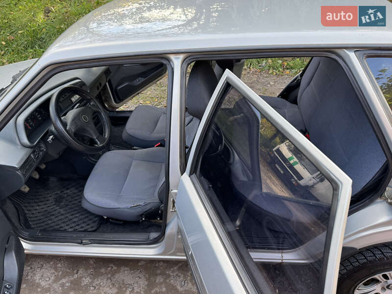 Седан ВАЗ / Lada 21099 2007 в Львові