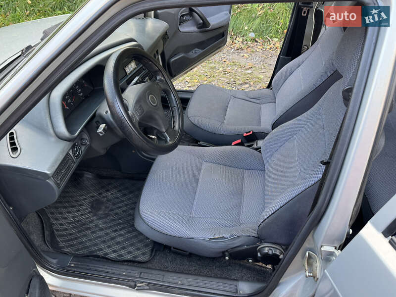 Седан ВАЗ / Lada 21099 2007 в Львові