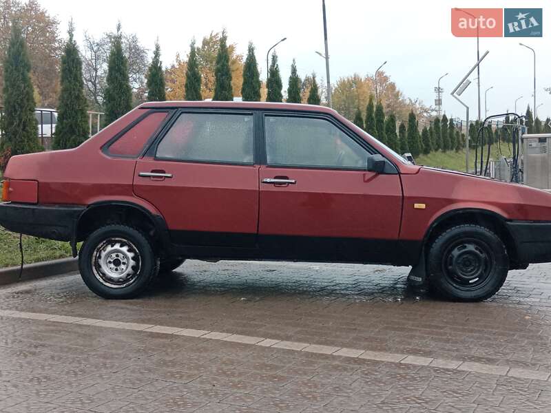Седан ВАЗ / Lada 21099 1998 в Дрогобичі