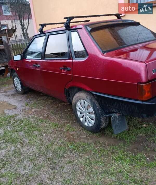 Седан ВАЗ / Lada 21099 1997 в Долині