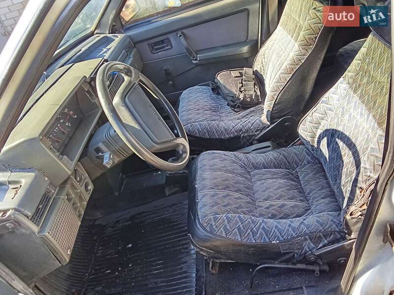 Седан ВАЗ / Lada 21099 2000 в Миколаєві