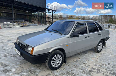 Седан ВАЗ 21099 2006 в  фото 4 Седан ВАЗ 21099 2006 в