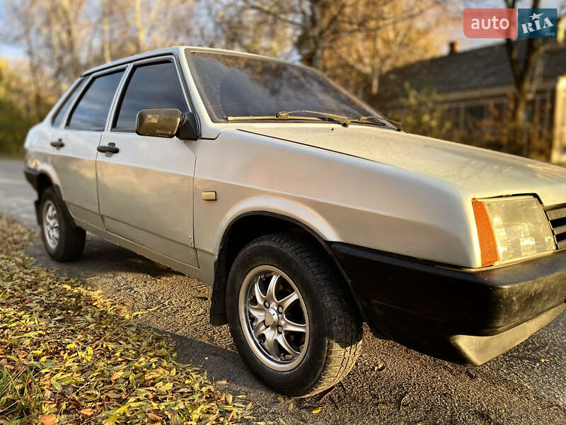 Седан ВАЗ / Lada 21099 2007 в Мирополе фото 4 Седан ВАЗ / Lada 21099 2007 в Мирополе