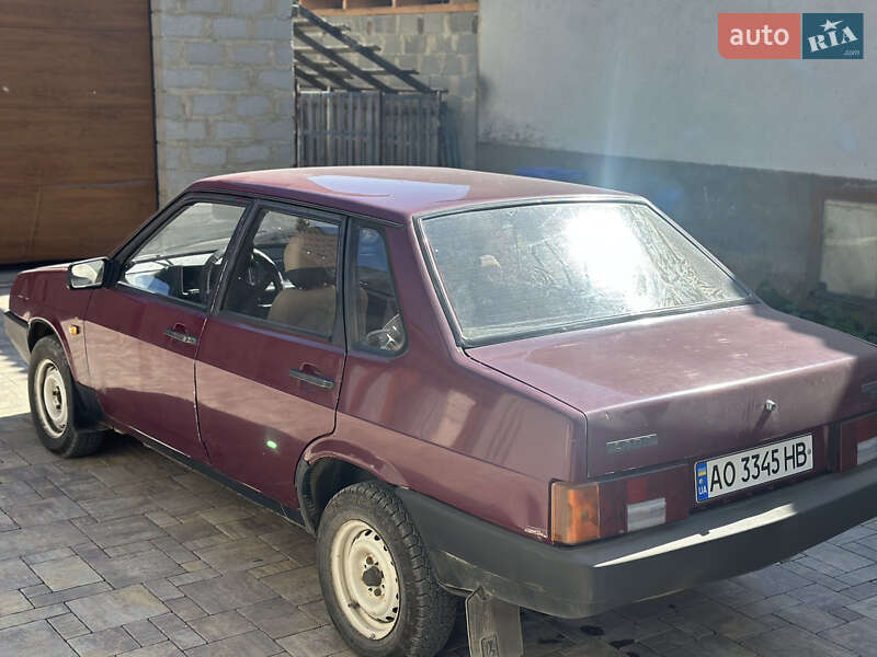 Седан ВАЗ / Lada 21099 1996 в Виноградові