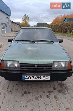 Седан ВАЗ 21099 2008 в Великих Лучках