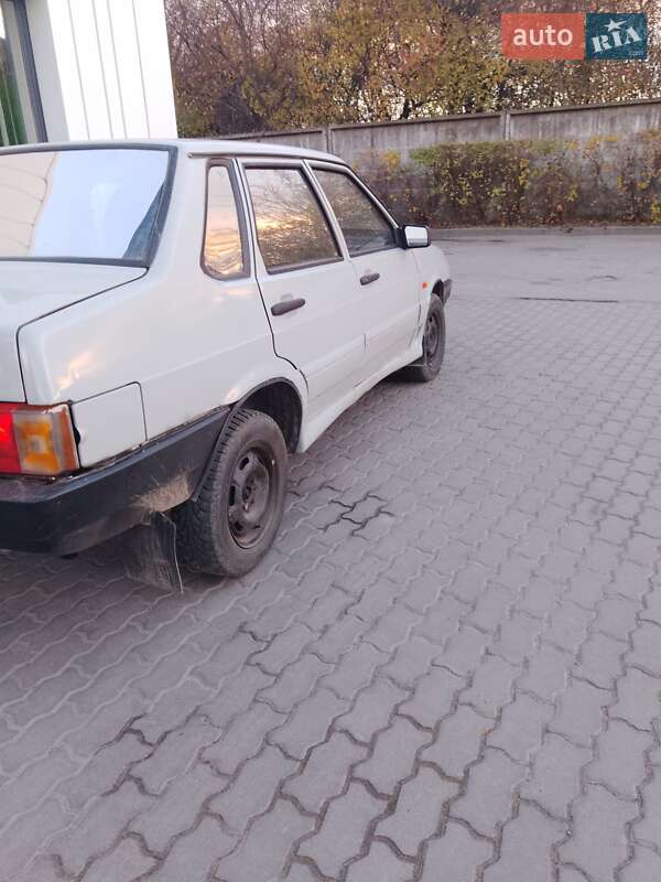 Седан ВАЗ / Lada 21099 2005 в Івано-Франківську