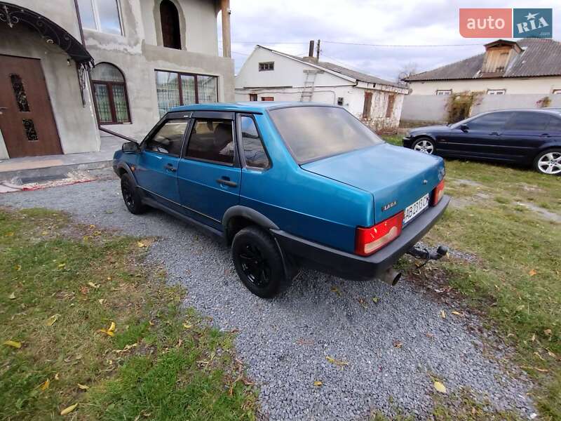 Седан ВАЗ / Lada 21099 1999 в Мирополе