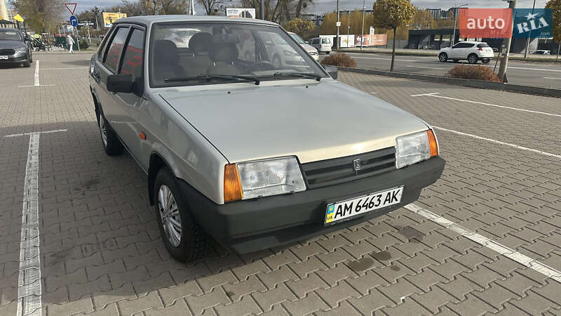 Седан ВАЗ / Lada 21099 2006 в Киеве