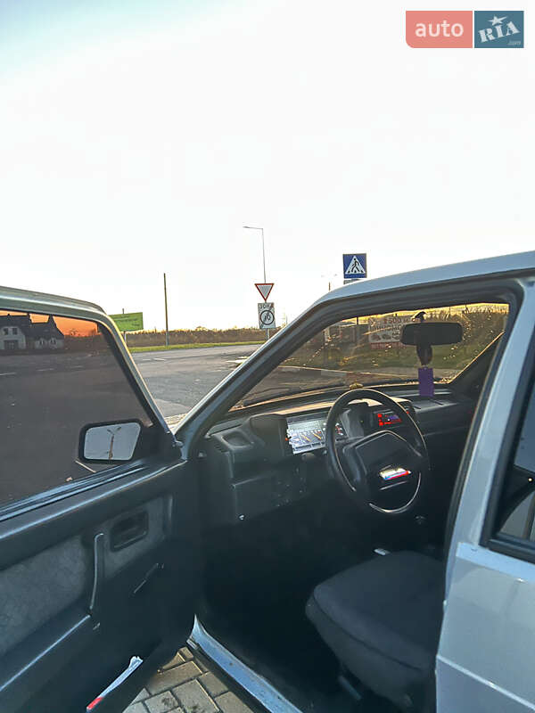 Седан ВАЗ / Lada 21099 2004 в Ивано-Франковске