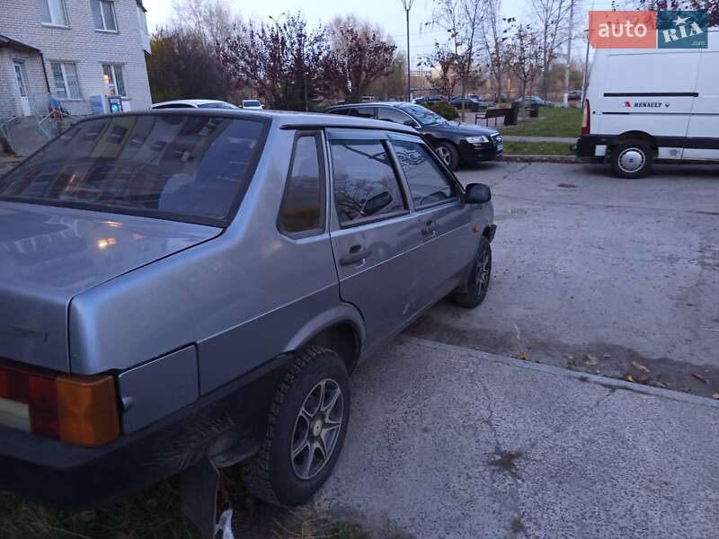 Седан ВАЗ / Lada 21099 2006 в Чернігові