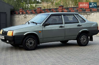 Седан ВАЗ 21099 2008 в Рівному