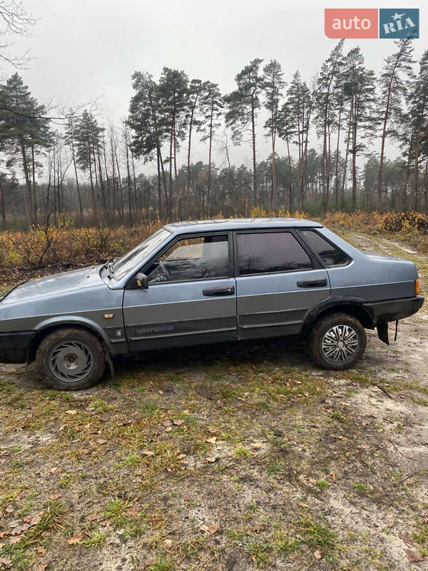 Седан ВАЗ / Lada 21099 1994 в Полонном