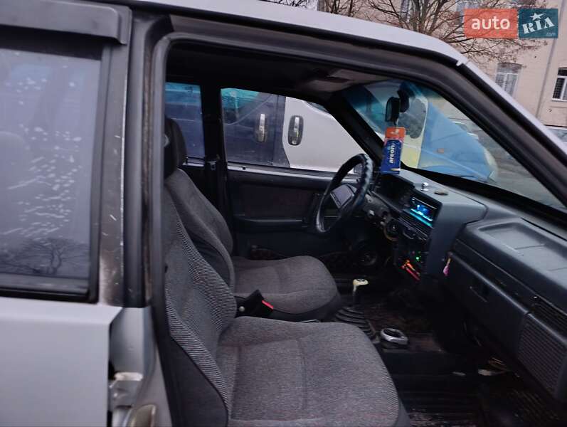 Седан ВАЗ / Lada 21099 2001 в Радомышле