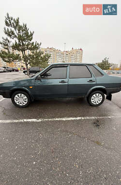 Седан ВАЗ 21099 2004 в Миколаєві