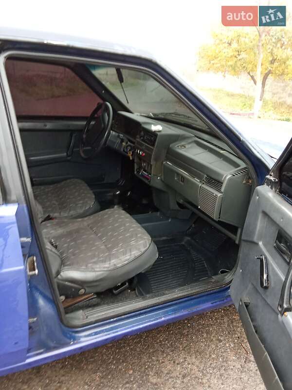 Седан ВАЗ / Lada 21099 1997 в Николаеве